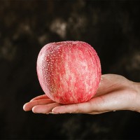 大連含硒糖心富士條紋蘋果現(xiàn)摘現(xiàn)發(fā)一件代發(fā)4斤整箱水果新鮮包郵（電議）